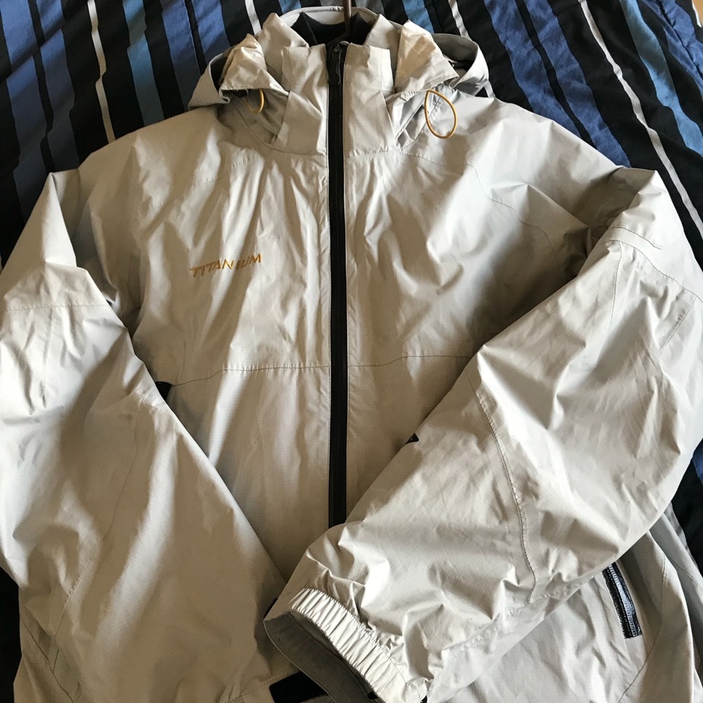 Columbia titanium ski jacket